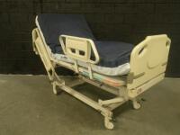 HILL-ROM ADVANTA P1600 HOSPITAL BED