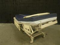 HILL-ROM ADVANTA P1600 HOSPITAL BED