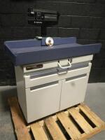 MIDMARK 409 PEDIATRIC TABLE