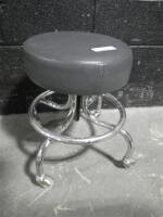 STOOL