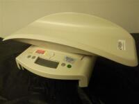 SECA INFANT SCALE