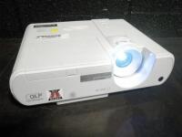 MITSUBISHI XD221U-G PROJECTOR