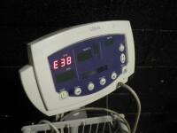 WELCH ALLYN PATIENT MONITOR ON ROLLING STAND