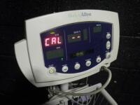 WELCH ALLYN PATIENT MONITOR ON ROLLING STAND