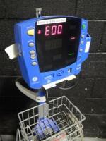 GE DINAMAP CARESCAPE V100 PATIENT MONITOR ON ROLLING STAND