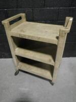 RUBBERMAID CART