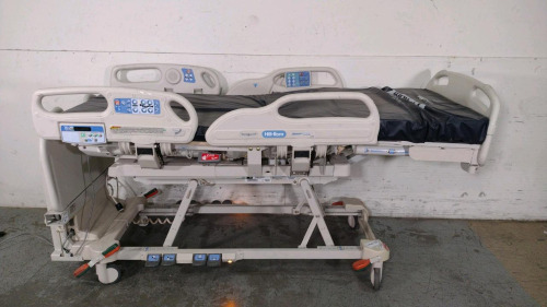 HILL-ROM P3200 VERSACARE HOSPITAL BED