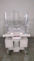 OHMEDA OHIO CARE PLUS ACCESS MOD 4000 INFANT INCUBATOR WITH GIRAFFE BLUE SPOT PT LITE