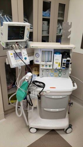 DATEX-OHMEDA S/5 AESPIRE ANESTHESIA UNIT WITH CARDIOCAP 5 MONITOR, TEC 7 SEVO AND TEC 6 PLUS DES