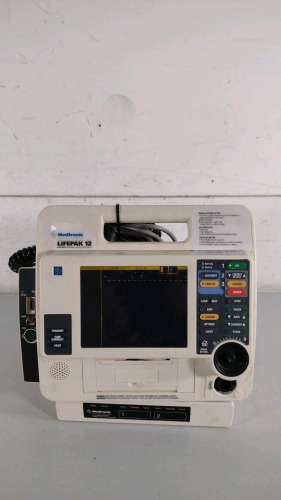 MEDTRONIC LIFEPAK 12 BIPHASIC DEFIB WITH PACER, ANALYZE, SPO2, NIBP ...