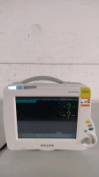 PHILIPS INTELLIVUE MP30 PATIENT MONITOR WITH MULTI-PARAMETER MODULE (M3001A)