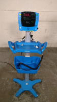 GE V100 VITAL SIGNS MONITOR ON ROLLING STAND