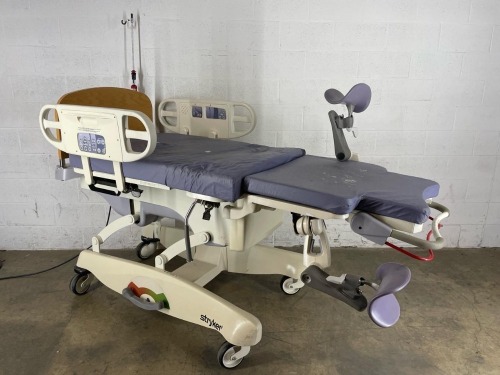 STRYKER LD304 BIRTHING BED