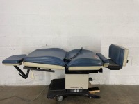 MIDMARK 75 L EXAM TABLE