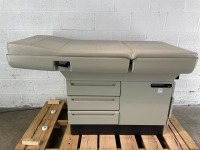 MIDMARK 404 EXAM TABLE