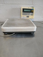 TANITA BWB-800 DIGITAL PATIENT SCALE