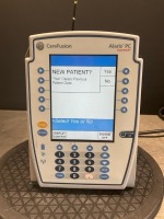 CAREFUSION ALARIS PC 8015 POINT OF CARE UNIT