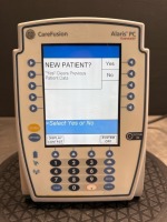 CAREFUSION ALARIS PC 8015 POINT OF CARE UNIT