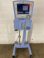 CAREFUSION AVEA VENTILATOR ON ROLLING STAND
