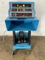 VALLEYLAB FORCE 1C ESG ON ROLLING STAND W/FOOT PEDAL