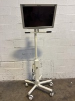 STORZ WIDEVIEW 26\ HD FLAT PANEL MONITOR ON ROLLING STAND"
