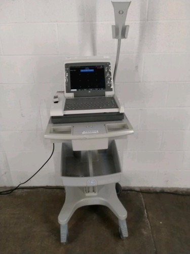 GE MAC5500 HD ECG/EKG MACHINE ON ROLLING STAND