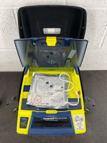 CARDIAC SCIENCE POWERHEART AED G3 DEFIBRILLATOR