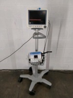 GE DASH 4000 PATIENT MONITOR ON ROLLING STAND