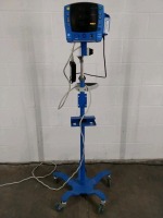 GE DINAMAP CARESCAPE V100 PATIENT MONITOR ON ROLLING STAND