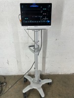 MEDTRONIC RESPARRAY PATIENT MONITOR ON ROLLING STAND