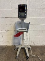 MINDRAY DATASCOPE ACCUTORR V VITAL SIGNS MONITOR ON ROLLING STAND
