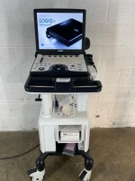 GE LOGIQ E ULTRASOUND SYSTEM (DOM 4/11/2015, SN 420453WX3) ON MOBIL DOCKING CART