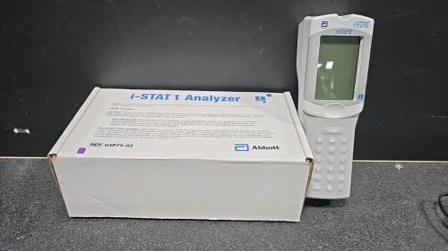 ABBOTT I-STAT 1 300-G BLOOD ANALYZER