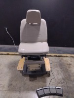 MIDMARK 75 ANNIVERSARY POWER EXAM CHAIR