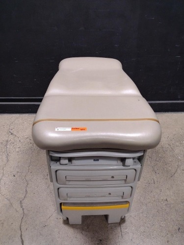 MIDMARK 604 EXAM TABLE