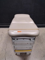 MIDMARK 604 EXAM TABLE