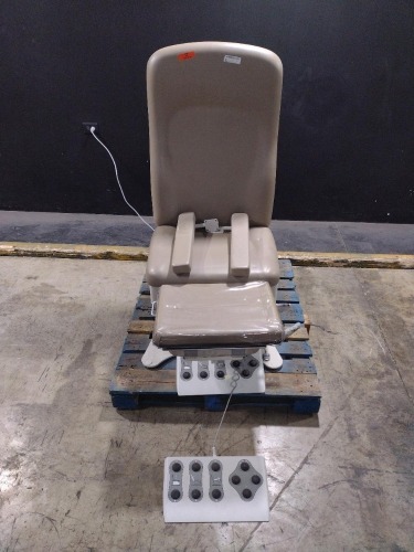 UMF 5016 POWERED EXAM TABLE