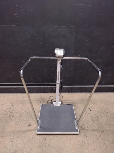 DETECTO DIGITAL PATIENT SCALE