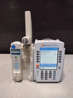 ALARIS PCU 8015 SERIES INFUSION PUMP WITH 8110 SYRINGE PUMP