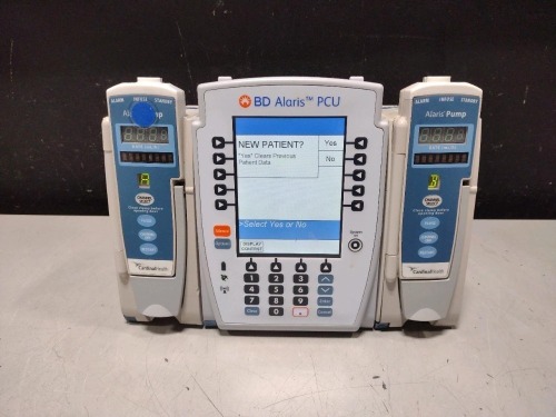 ALARIS PCU 8015 SERIES INFUSION PUMP WITH 8100 SERIES MODULES