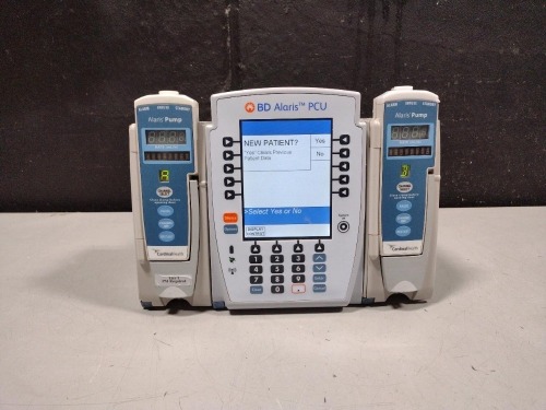 ALARIS PCU 8015 SERIES INFUSION PUMP WITH 8100 SERIES MODULES