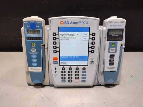 ALARIS PCU 8015 SERIES INFUSION PUMP WITH 8100 SERIES MODULES