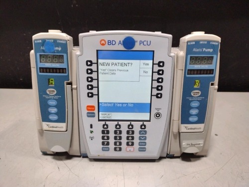 ALARIS PCU 8015 SERIES INFUSION PUMP WITH 8100 SERIES MODULES