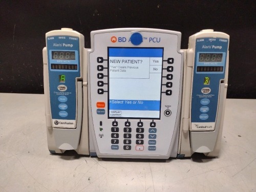 ALARIS PCU 8015 SERIES INFUSION PUMP WITH 8100 SERIES MODULES