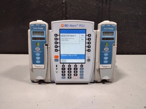 ALARIS PCU 8015 SERIES INFUSION PUMP WITH 8100 SERIES MODULES