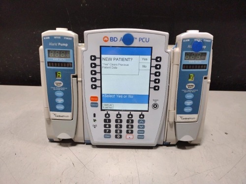 ALARIS PCU 8015 SERIES INFUSION PUMP WITH 8100 SERIES MODULES