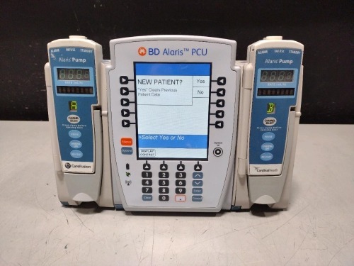 ALARIS PCU 8015 SERIES INFUSION PUMP WITH 8100 SERIES MODULES