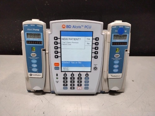 ALARIS PCU 8015 SERIES INFUSION PUMP WITH 8100 SERIES MODULES