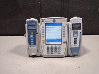 ALARIS PC 8015 SERIES INFUSION PUMP WITH 8100 SERIES MODULES