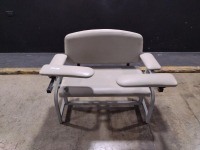 BLOOD DRAW CHAIR